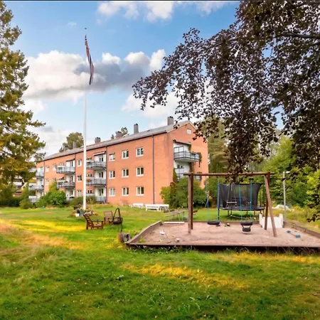 Rum i privatbostad Single In A Bright Flat Close To